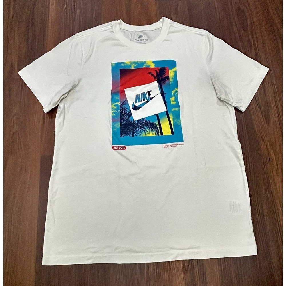 Nike Heatwave Photo Graphic T-shirt Men's Large White